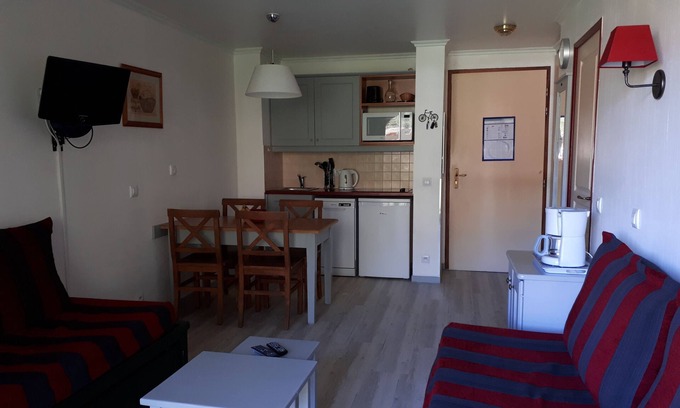 La Salle-les-Alpes Apartamento | Apartment No. B 208, in a vacation residence. 500 m from the slopes