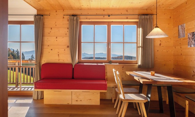San Genesio Atesino Apartamento | Apartamento 'Oberfahrerhof Apt Salten' con vistas a la montaña, terraza compartida y Wi-Fi