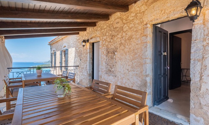 Sivota Apartamento | Apartamento 'Old Manor House 3' con vistas al mar, Wi-Fi y aire acondicionado