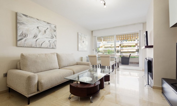 Guadalmina Apartamento | Apartment on the 1st line of golf and near the beach in Marbella