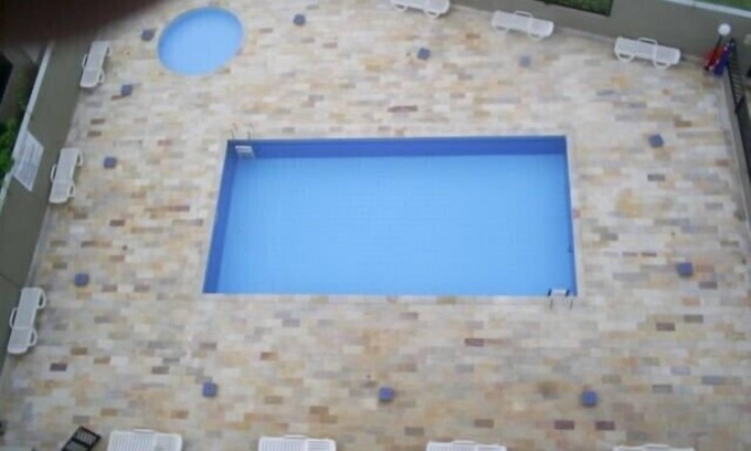 Centro Apartamento | Apartamento en la playa, caminar en la arena en Itanhaém, con piscina y vistas al mar