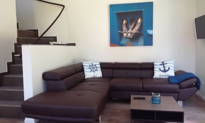 Tannenhausen Casa | Apartamento o Casa de vacaciones con playa privada en el lago en Aurich-Tannenhausen