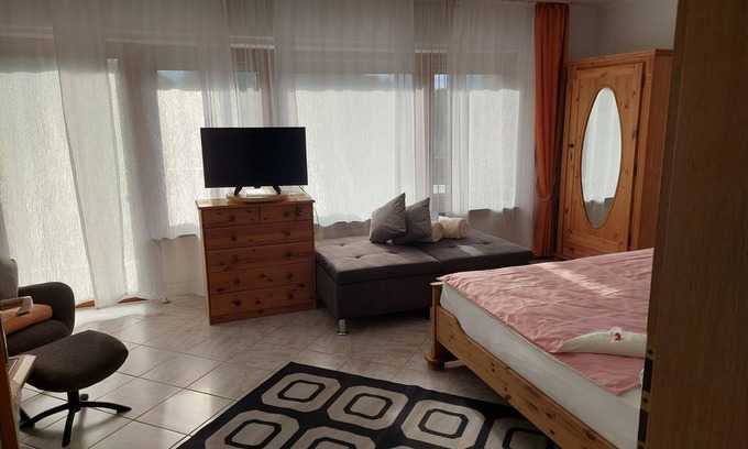 Weilburg Apartamento | Apartamento 'Osterwiese' con terraza privada, jardín privado y Wi-Fi