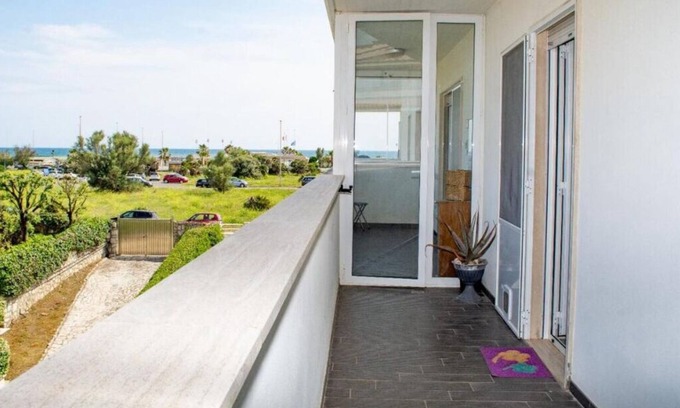 Quartiere XXXV Lido di Castel Fusano Apartamento | Apartment Palafijlkam 4 Ostia Holiday