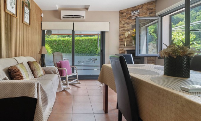 Melgaco Apartamento | Apartamento 'Palheiro' con vistas al lago, Wi-Fi y aire acondicionado
