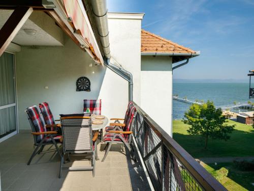 Balatonoszod Apartamento | Apartment Pamela by Interhome