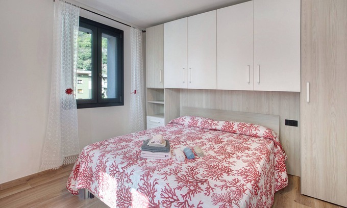 Grosio Casa | Apartamento "Panorama Gaudì" con vistas a la montaña, balcón y Wi-Fi