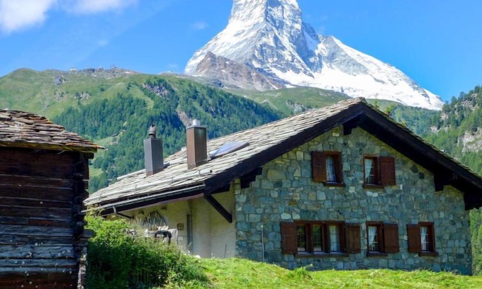 Zermatt Apartamento | Apartamento Pia by Interhome