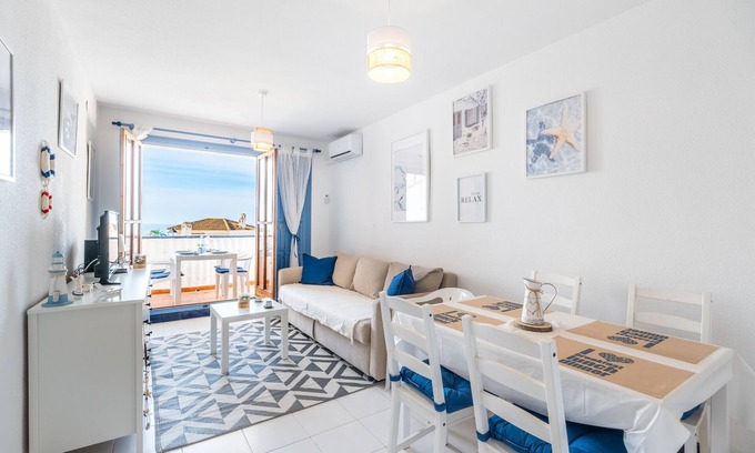 Santa Pola Apartamento | Apartamento 'Playa Varadero' con vistas al mar, Wi-Fi y aire acondicionado