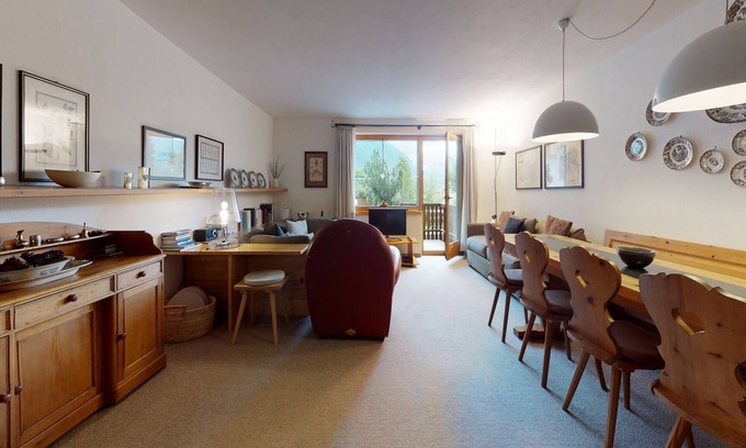 Samedan Apartamento | Apartment Pradè - 4.5-Room Apartment with Terrace