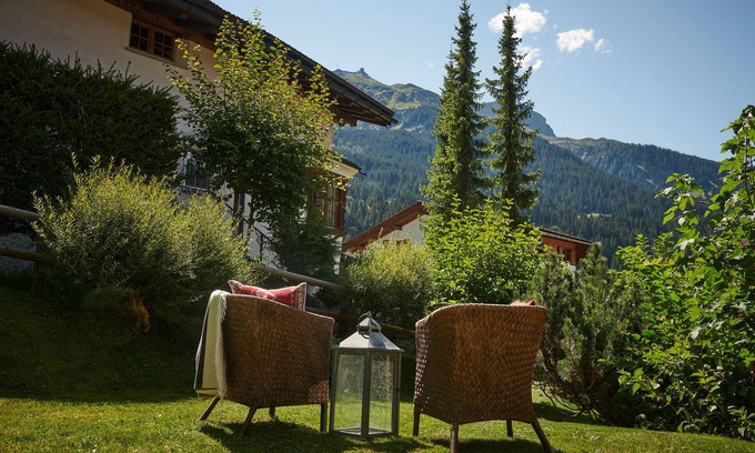 Klosters Platz Apartamento | Apartamento 'Randulina' con terraza compartida, jardín privado y Wi-Fi
