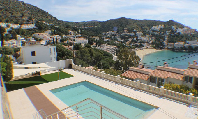 Almadraba-Canyelles Apartamento | Apartment- Rodas I - Tres Habitaciones Piso, Capacidad 6