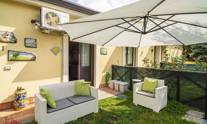 Piedimonte Etneo Apartamento | Apartamento 'S Gerardo House' con vistas a la montaña, Wi-Fi y aire acondicionado