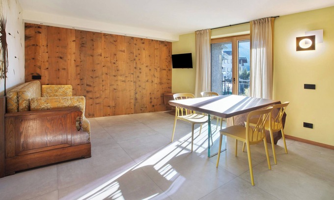 Mazzo di Valtellina Apartamento | Apartamento 'Sulif' con vistas a la montaña y Wi-Fi