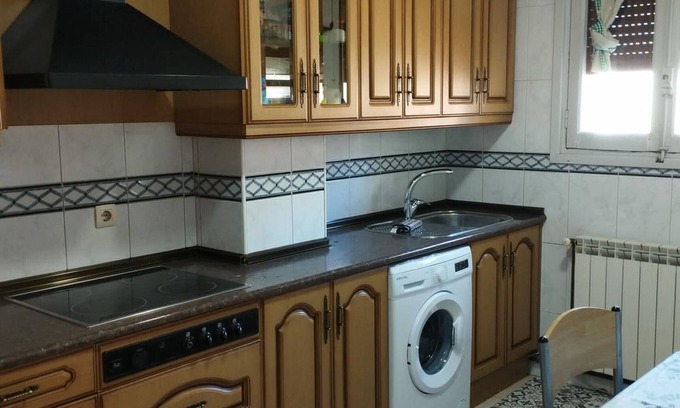 Abena Apartamento | Apartment Sabiñánigo, 3 bedrooms, 6 persons