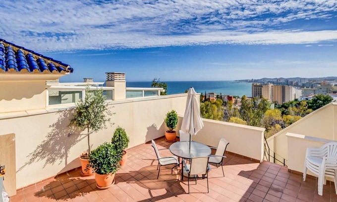Torreblanca Apartamento | Apartamento 'Sea View Paradize' con vistas al mar, Wi-Fi y aire acondicionado