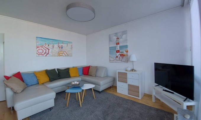 Schilksee Apartamento | Apartment 'Segelparadies Mit Ostseeblick' with Sea View, Balcony and Wi-Fi