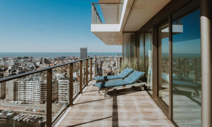 Ostend City Centre Apartamento | Apartment Sky Tower View by Interhome
