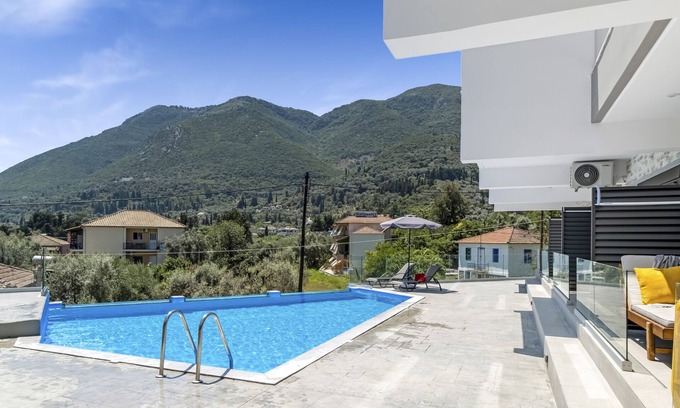 Nikiana Apartamento | Apartamento 'Sofia' con vistas al mar, Wi-Fi y aire acondicionado