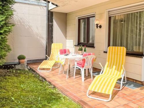 Hoechenschwand Apartamento | Apartment Sonnenmatt App- 12 by Interhome