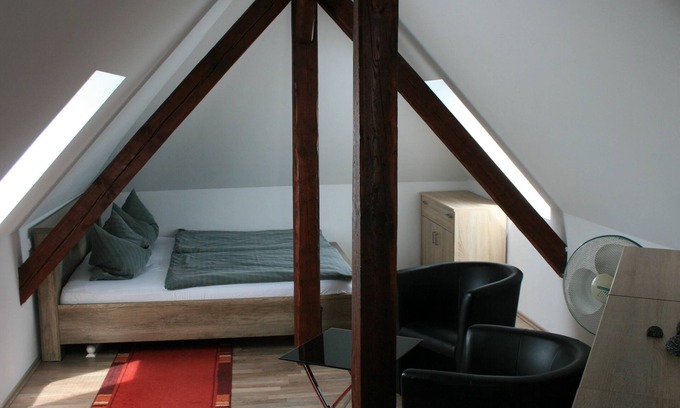 Bad Nenndorf Apartamento | Apartamento-Estándar-Baño Privado-Vista al Jardín-Maisonette