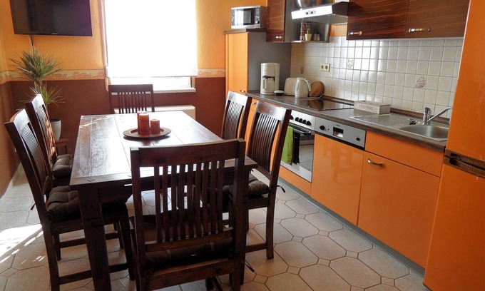 Zahna-Elster Apartamento | Apartamento-Estándar-Baño Privado-Vista al rio-Ferienwohnung 2