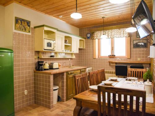 Pec pod Snezkou Apartamento | Apartment Stará Huť-2 by Interhome