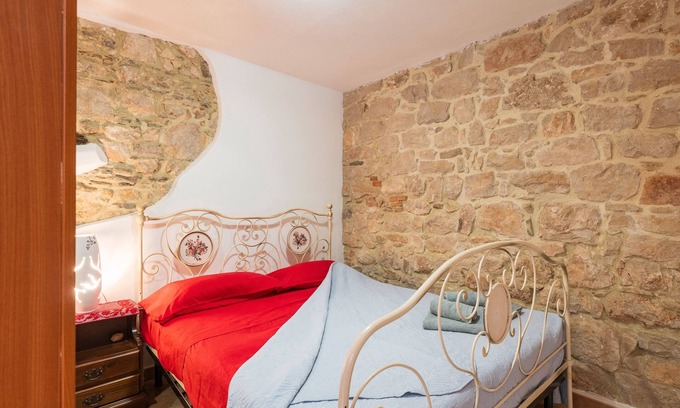 Baunei Apartamento | Apartamento 'Su Staulu Nou' con Wi-Fi y aire acondicionado