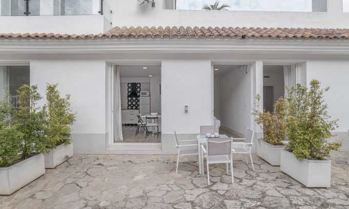 Brena y Marismas de Barbate Natural Park Apartamento | Apartamento 'Suite 2 In Natural Park' con piscina compartida, Wi-Fi y aire acondicionado