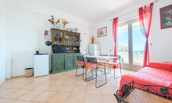 Lipari Historic Centre Apartamento | Apartamento 'Suite De Pasquale 3 Camere' con vistas al mar, Wi-Fi y aire acondicionado