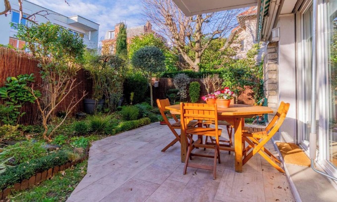 Saint-Cloud Apartamento | Apartamento 'Sur Jardin Clos' con terraza privada, jardín privado y Wi-Fi