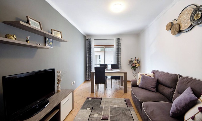 Gafanha da Nazare Apartamento | Apartamento 'T2 Perto Da Praia' con terraza compartida y Wi-Fi