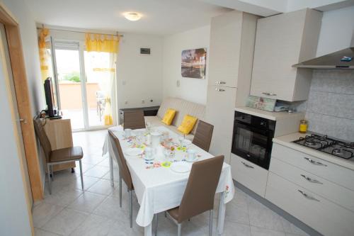 Povljana Apartamento | Apartment Tara with pool