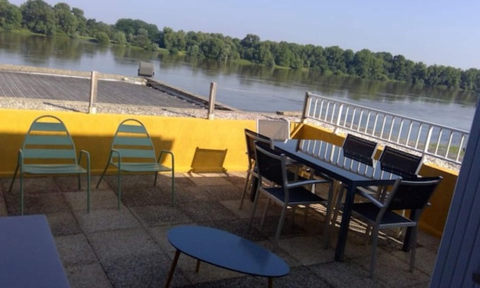 Bouchemaine Apartamento | Apartment terrace Loire view