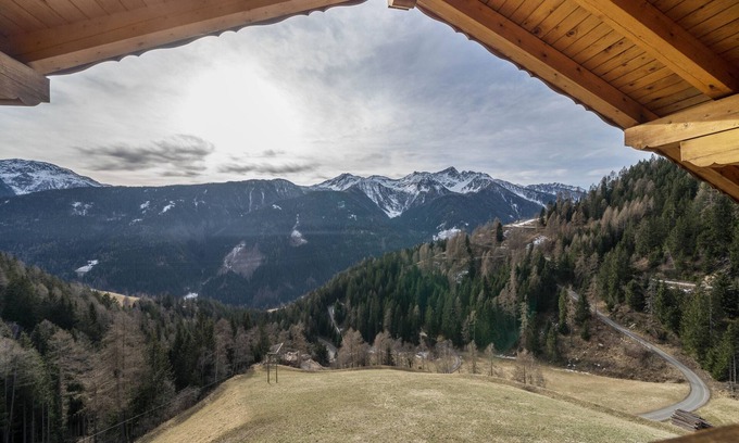 Ultimo Apartamento | Apartamento 'Thalhof Kornigl' con vistas a la montaña, jardín compartido y Wi-Fi