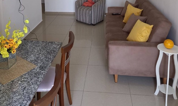Jardim Sao Miguel Apartamento | Apartment three blocks from the beach