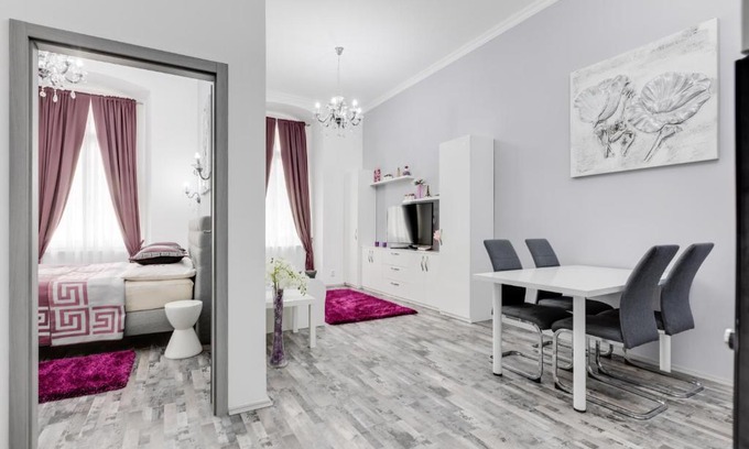 Hradcany Apartamento | Apartment Thunovská 10