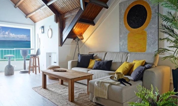 Grand Case Apartamento | Apartment Ti Dream, a little gem right on the water!