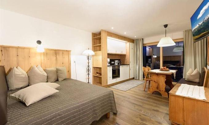 Hoetting Otro | Apartment Top 3B "HolzSpiel" - Kasperhof Apartments Innsbruck