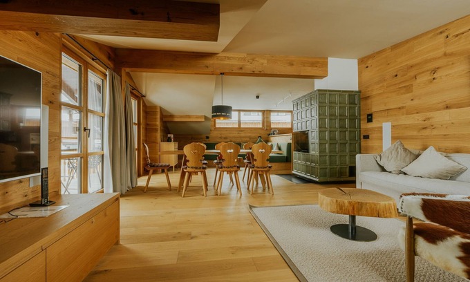 Lech am Arlberg Chalet De Esquí | Apartment TOP 6 - Almrausch BoutiqueChalet
