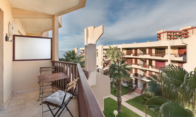 San Javier Apartamento | Apartamento 'Tu Paraíso En La Manga' con vistas al mar, piscina compartida y terraza privada