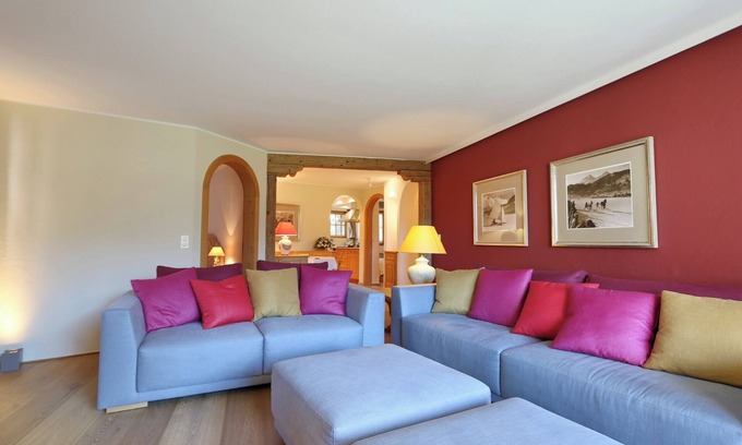 Champfer Apartamento | Apartment Üerts - High-Quality Apartment with Balcony and View in Champfèr
