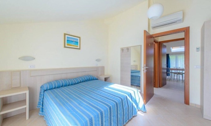 Viserbella Apartamento | Apartamento de dos habitaciones en Viserba, con balcones con vista al mar, estacionamiento privado, wifi, amueblado.
