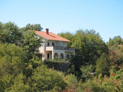 Milohnici Apartamento | Apartment Urdih-2 by Interhome