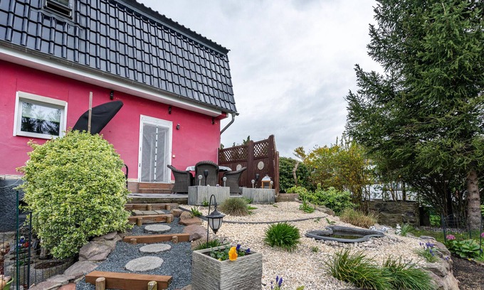 Neupetershain Nord Apartamento | Apartamento 'Urlaub Mit Hund' con terraza compartida, jardín privado y Wi-Fi