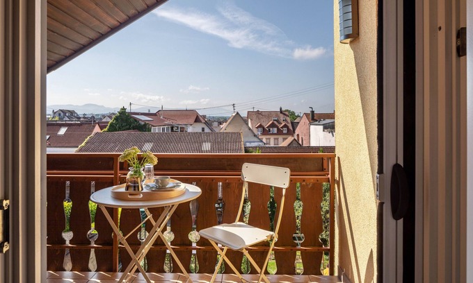 Ihringen Apartamento | Apartamento 'Urlaubsapartment Südsicht' con vistas a la montaña, jardín privado y Wi-Fi