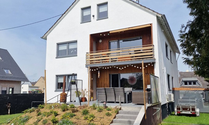 Dorsel Apartamento | Apartamento 'Ut Huuske' con vistas a la montaña, Wi-Fi y aire acondicionado