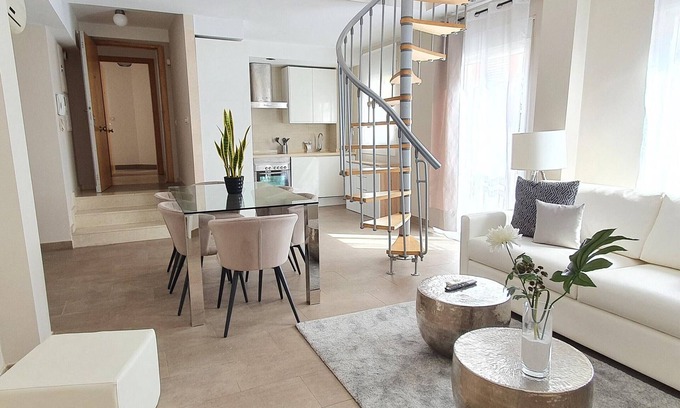 El Pilar Apartamento | Apartamento Valencia, 3 dormitorios, 8 personas
