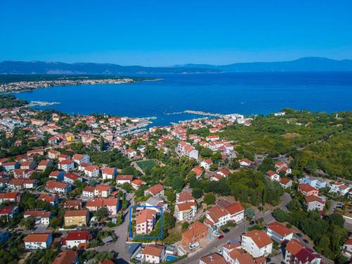 Malinska Apartamento | Apartment Vera-2 by Interhome