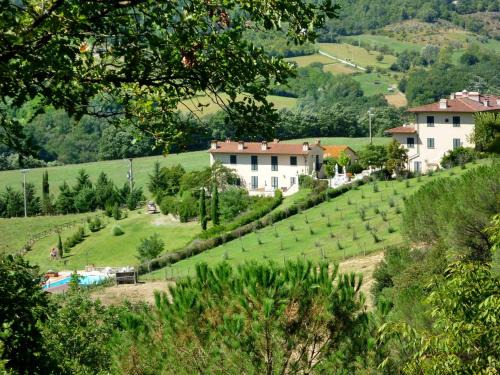 Dicomano Apartamento | Apartment Vigna La Corte-2 by Interhome